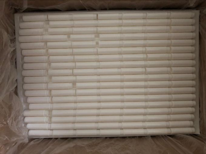 Screw Cap White Bulk Plastic Lip Balm Tube 15*66mm High Durability 1